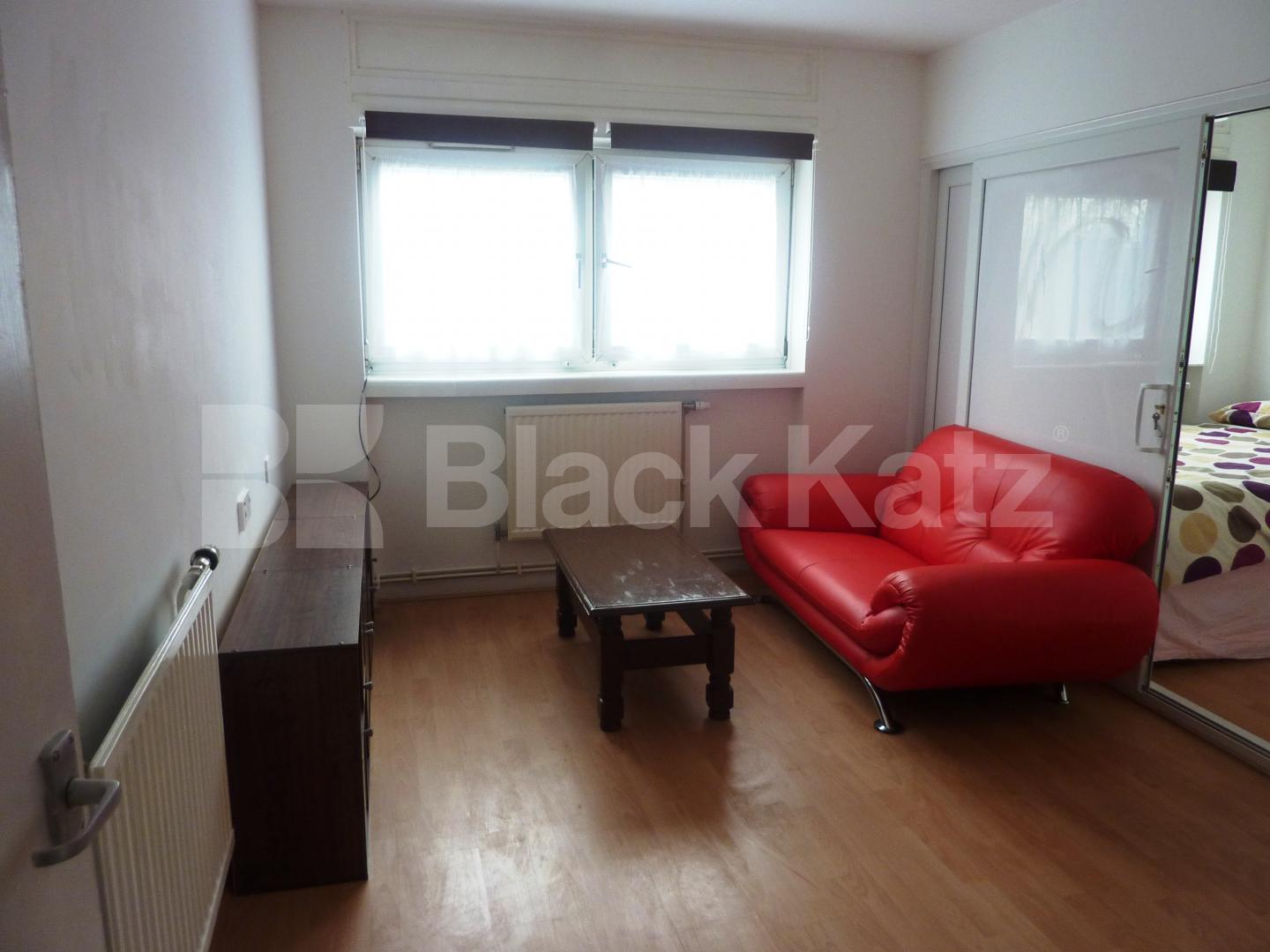 			NEW INSTRUCTION!!, 1 Bedroom, 1 bath, 1 reception Flat			 Penton Rise, KINGS CROSS